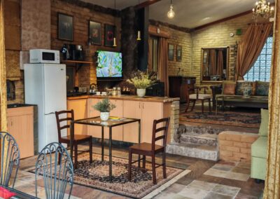 Lily Pond Lethabo Estate accommodation kitchen open plan